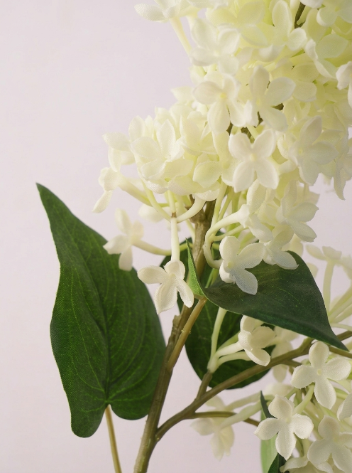 Ivory Soft-Rubber Lilac Stem - 72 cm