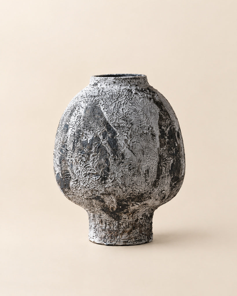 Iron Black & White Pedestal Raised-Texture Vase - 11.8"