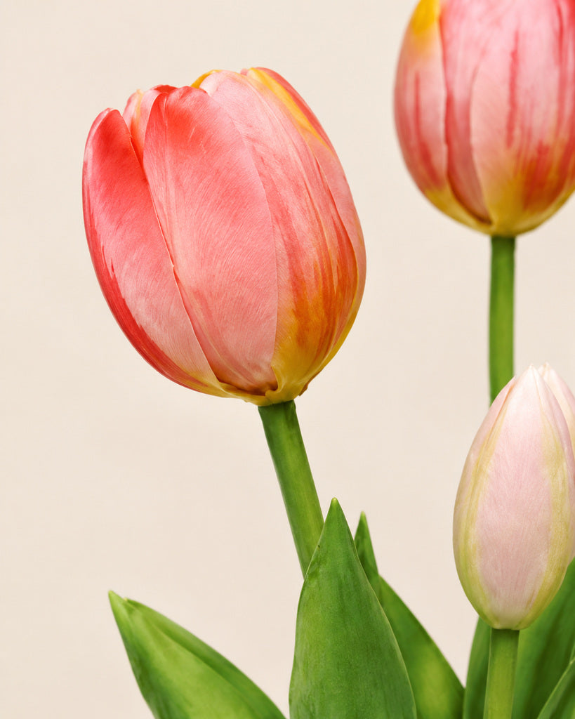 Deep Pink Soft Rubber Tulip Bush - 40 cm